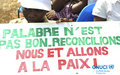 Appel à la paix et à la réconciliation lancé aux Ivoiriens par des élèves lors d’une caravane scolaire organisée par l’ONUCI à Yamoussoukro (mars 2012)