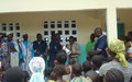 L’ONUCI construit un bâtiment scolaire dans un village près de Duekoué