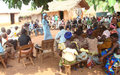 L’ONUCI encourage les habitants de Lokosso à contribuer à un environnement électoral apaisé 