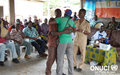 -	ONUCI Tour à Kragbalilié près de Gagnoa : deux leaders communautaires se réconcilient sous le regard bienveillant du Sous-préfet (Juin 2015) 